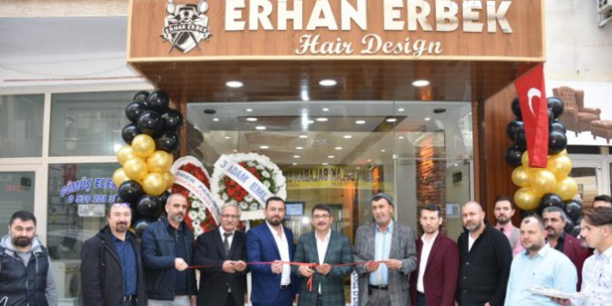 Başkan Çelik Kuaför Salonu Açtı