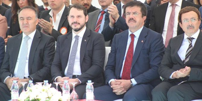 Enerji Bakanı Albayrak: “Bu Notu Düşürmüş, Bu Onu Yazmış, Vız Gelir, Tırıs Gider”