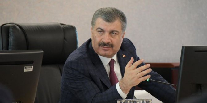 Sağlık Bakanı Koca vatandaşlara evde kalma çağrısında bulundu