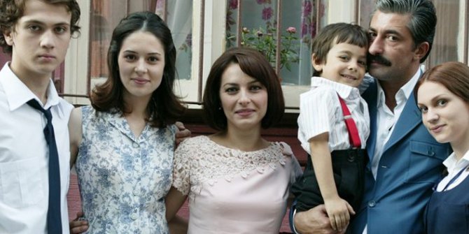 Öyle Bir Geçer Zaman ki dizisi nerede çekildi, Öyle Bir Geçer Zaman Ki konusu nedir, oyuncuları kimler?