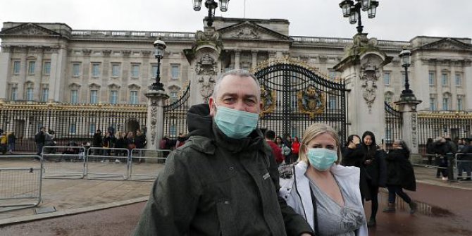 İngiltere'de koronavirüs nedeniyle son 24 saatte 439  can kaybı daha