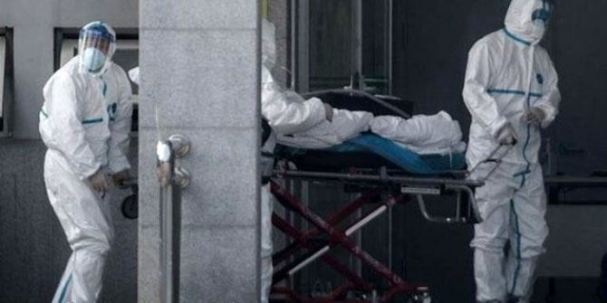 İngiltere'de koronavirüs nedeniyle ölenlerin sayısı 10 bini geçti