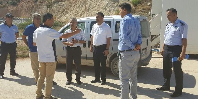 İskenderun’da Çöp Araçları Ve Depolama Sahası Denetlendi