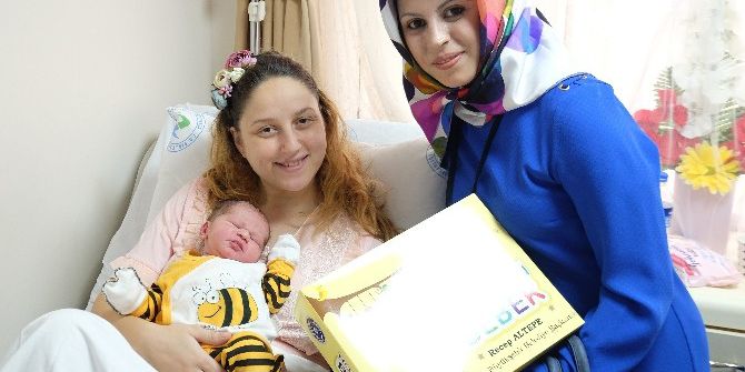 Büyükşehir’den ‘Hoşgeldin Bebek’ Hediyesi
