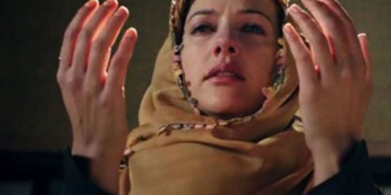 Meryem Uzerli maneviyata yöneldi