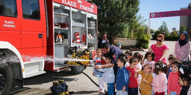 İtfaiyecilerden Öğrencilere Yangın Eğitimi
