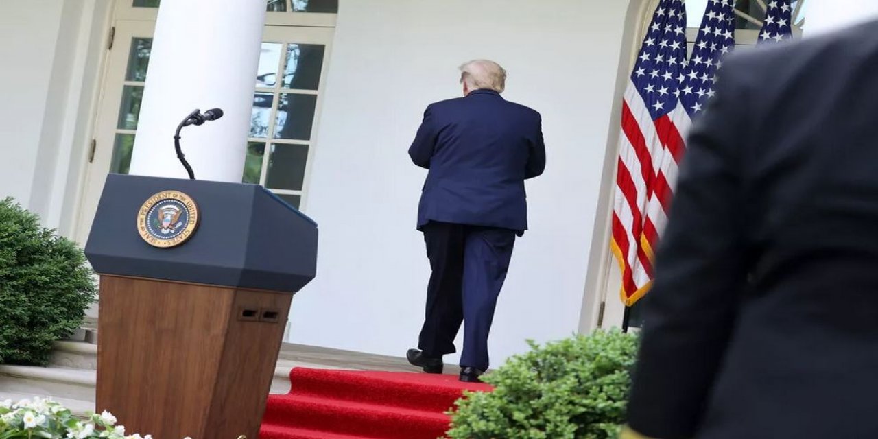 Twitter Trump'ın mesajlarına 'teyit' uyarısı koydu, Trump Çıldırdı, tehditler savurdu!