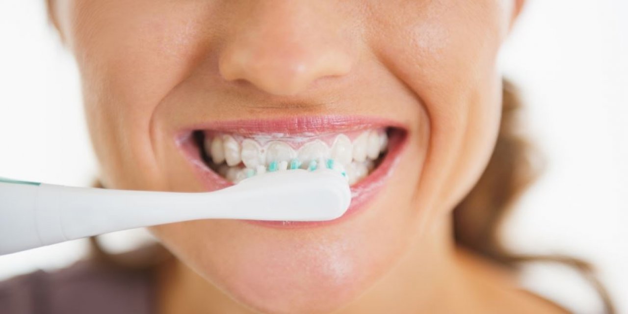 Eski Zamanlarda Diş Fırçalama