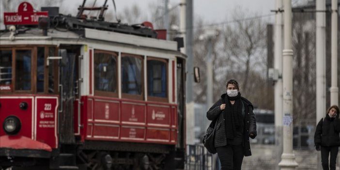 İstanbul'daki her 100 kişiden 1'inde koronavirüs var