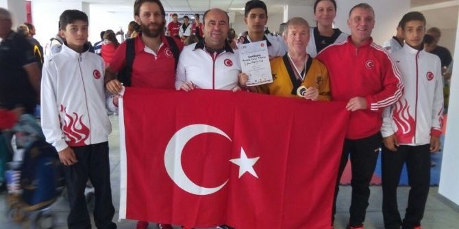 Antrenör Baytekin, Spor Camiasında Sevince Neden Oldu