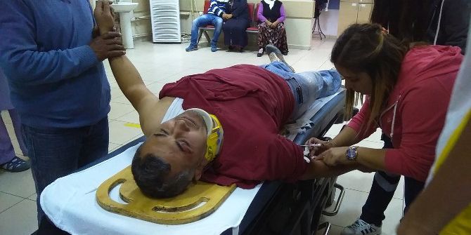 Evinin Çatısını Onarırken Düşüp Yaralandı