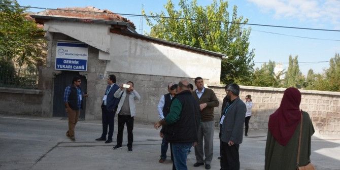 Tarihi Kentler Birliği’nin “Kültürel Birikimin Korunması Ve İşlevlendirilmesinde Melikgazi Örneği” Konulu Toplantısında Çalışma Alanları Gezildi