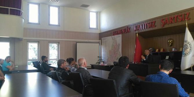 Dinar’da Denetimli Serbestliğe Tabi 40 Yükümlüye ‘Yardımseverlik’ Konulu Seminer Verildi