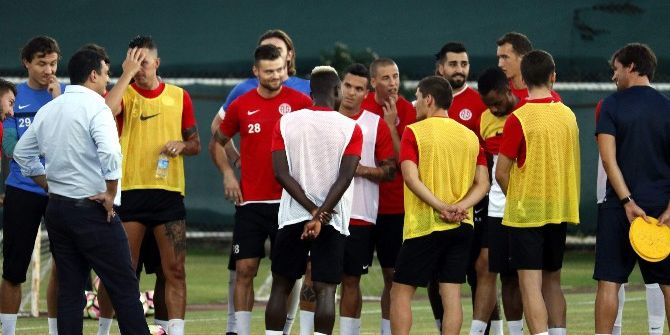 Affedilen Eto’o Takımla Çalışmalara Başladı