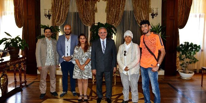 Vali Karaloğlu, Körfez Ülkeleri Gazetecileriyle Buluştu