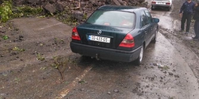 Rize-artvin Karayolunda Heyelan