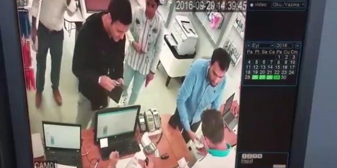 Tırnakçı Baltayı Taşa Vurdu