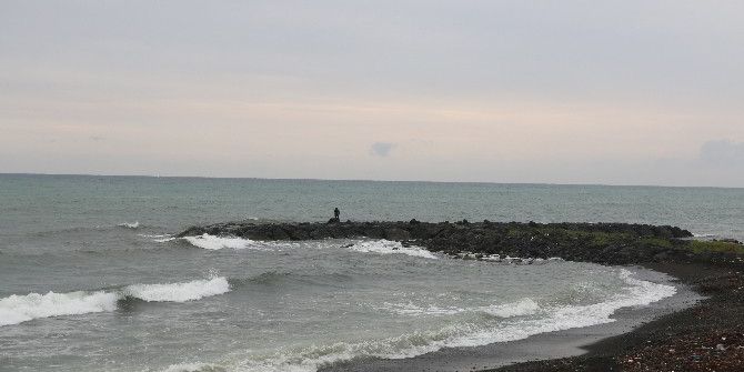Denizde Kaybolan Lise Öğrencisini Arama Çalışmaları Devam Ediyor