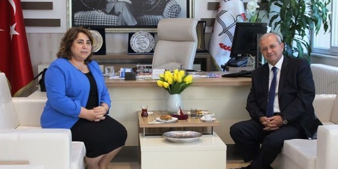 İl Emniyet Müdürü Böğürcü’nden İl Milli Eğitim Müdürü Pervin Töre’ye Veda Ziyareti