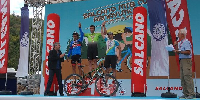 Nilüferli Bisikletçilerin İstanbul Zaferi