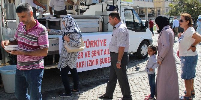 İzmirli Gazilerden Anlamlı Hayır