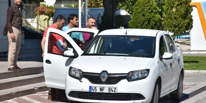 Akhisar’da 14 Suçtan Aranan Zanlı Yakalandı