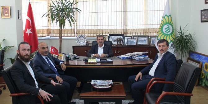 İhlas Ailesi’nden Trakya Birlik’e Nezaket Ziyareti