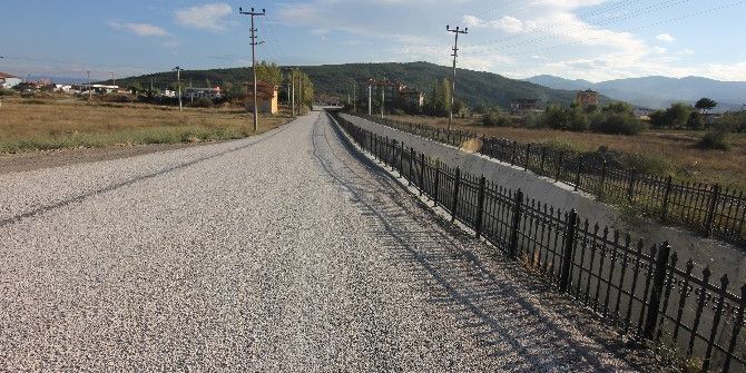 Şenyurt Mahallesinde Asfalt Çalışmaları
