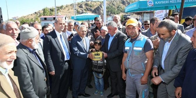 Hisarcık Erciyes Mahallesi’nde Kapalı Semt Pazaryerinin Temeli Atıldı…