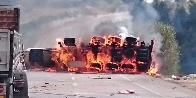 Alkol Yüklü Tanker Kaza Sonrası Alev Alev Yandı