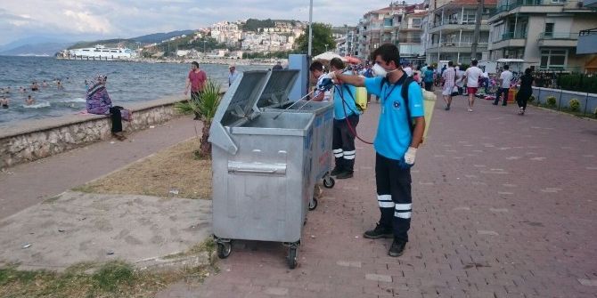 Kurban Kesim Yerleri İlaçlanıyor