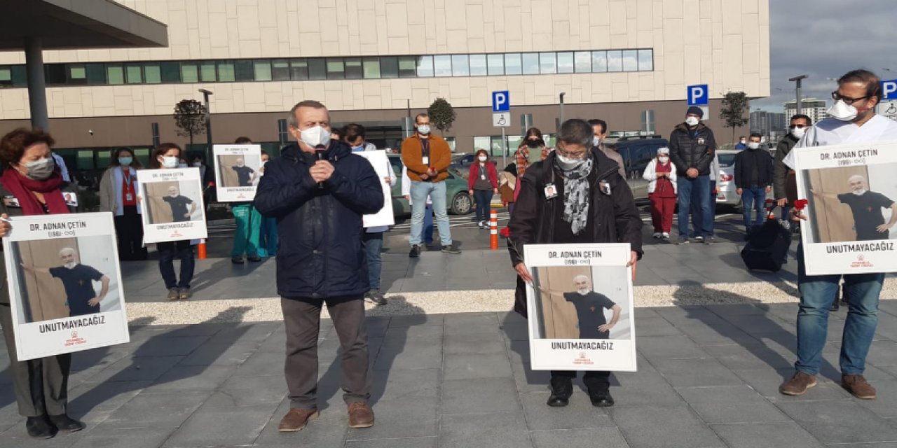 Covitten Kaybedilen Doktor İçin Saygı Duruşu