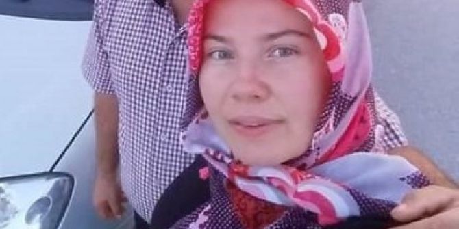 Boşanmak İstemeyen Koca Önce Eşini Sonra Kendisini Vurdu