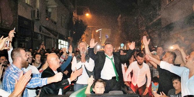 Down Sendromlu Gence Görülmemiş Doğum Günü Kutlaması