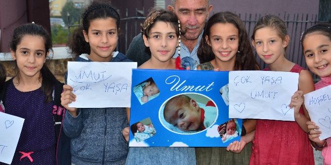 Mahalleli, Umut Bebeği Konfetilerle Kapıda Karşıladı