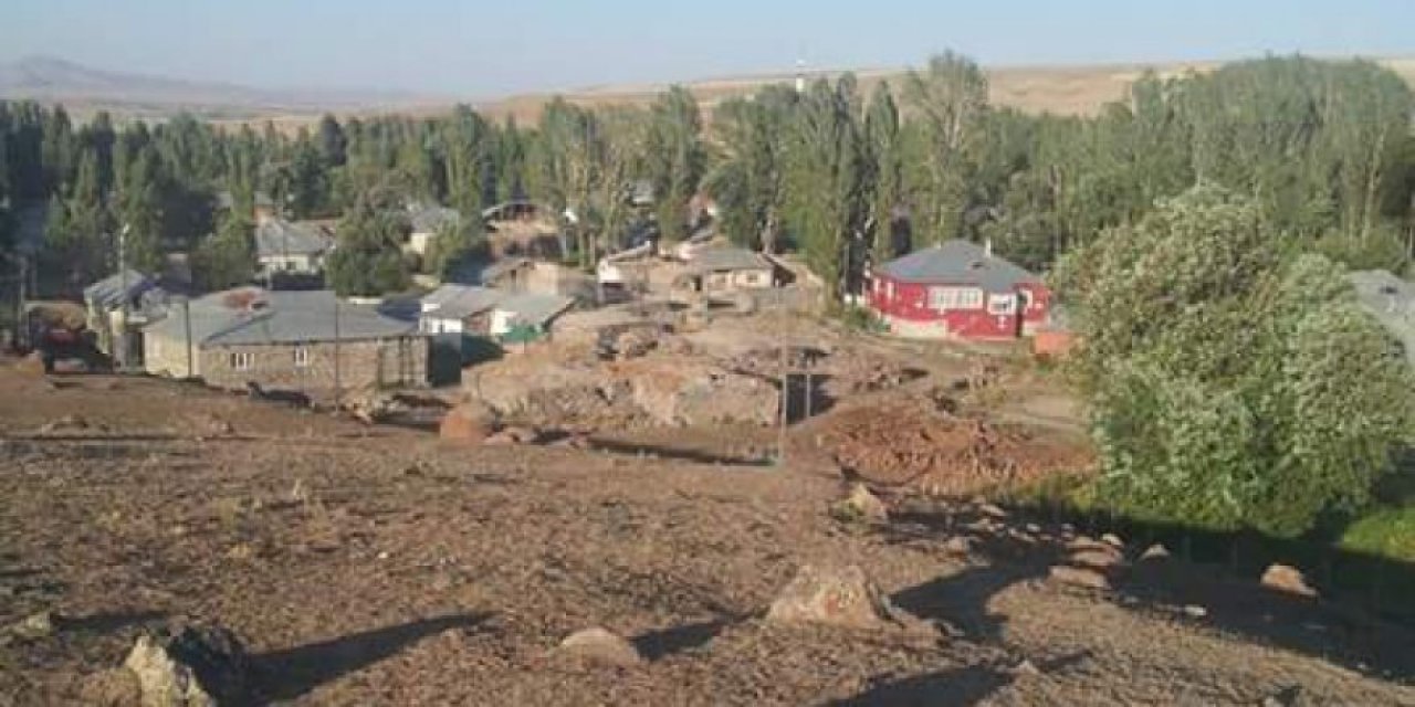 Hınıs Esenli Köyü