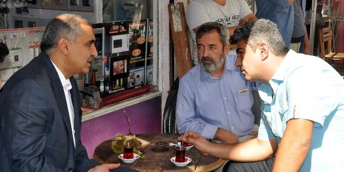 Vali Ömer Faruk Koçak, Köşk Esnafını Ziyaret Etti