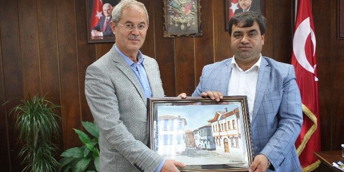 Devr-i Alem Programı Sunucusu Kahraman Osmaneli’de