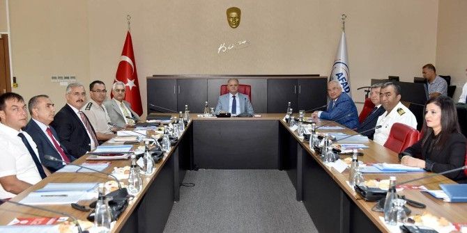 Vali Çakacak: "112’ye Yapılan Çağrıların Yüzde 88’i Gereksiz"