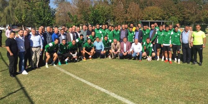 Sakaryaspor’a Moral Ziyareti