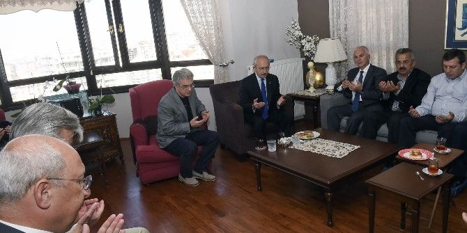 Kılıçdaroğlu’ndan Taziye Ziyareti