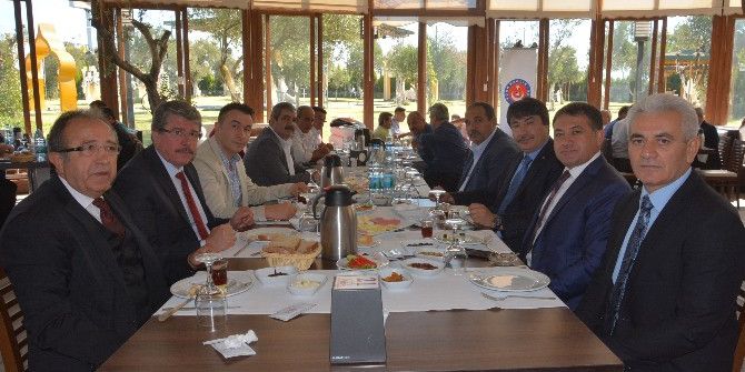 Türk Sağlık-sen Temsilcileri Akhisar’da Buluştu