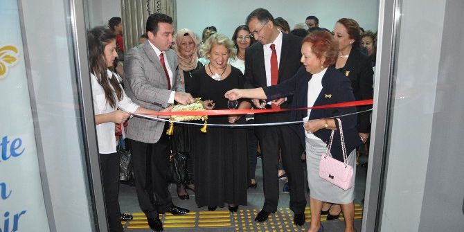 Kurucu Başkan Bozüyük’te Vefa Sergisi Açtı