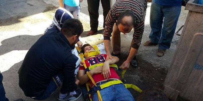 Sürücünün Yakınları, Polisten, Ehliyetini Almalarını İstedi