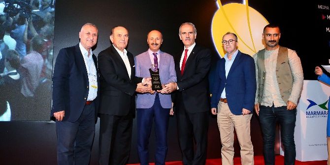 Sultangazi Belediyesi’ne İmar Şehircilik Ve Estetik Ödülü