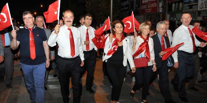 Gazi Şehirden ‘’15 Temmuz Dayanışma Kampanyası’’na Anlamlı Bağış