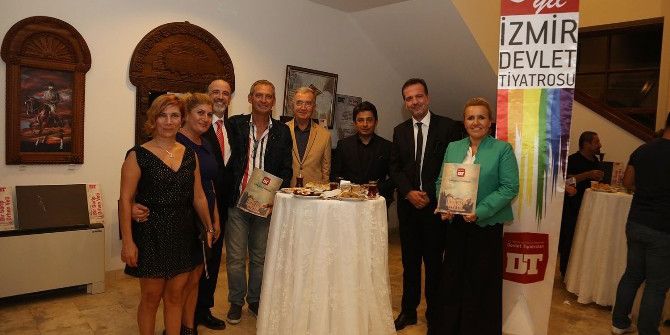 İzmir Devlet Tiyatrosu Sezonu Urla’da Açtı