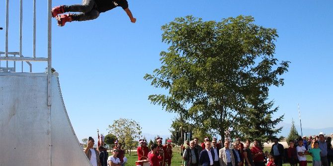 Beyşehir’de Skate Park, Akrobasi Gösterileriyle Tanıtıldı