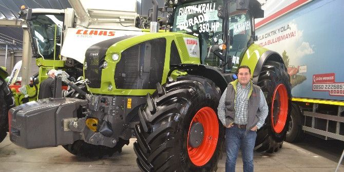 Dev Traktöre Büyük İlgi