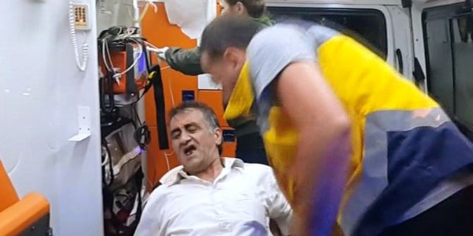 Hesabı Yüksek Bulunca Garsonu Bıçakladı